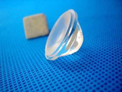 直銷亞克力透鏡：高透光性能與廣東制造優(yōu)勢